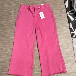NWT Zenana Pink Wide-Leg Crop Jeans with Distressed Hem